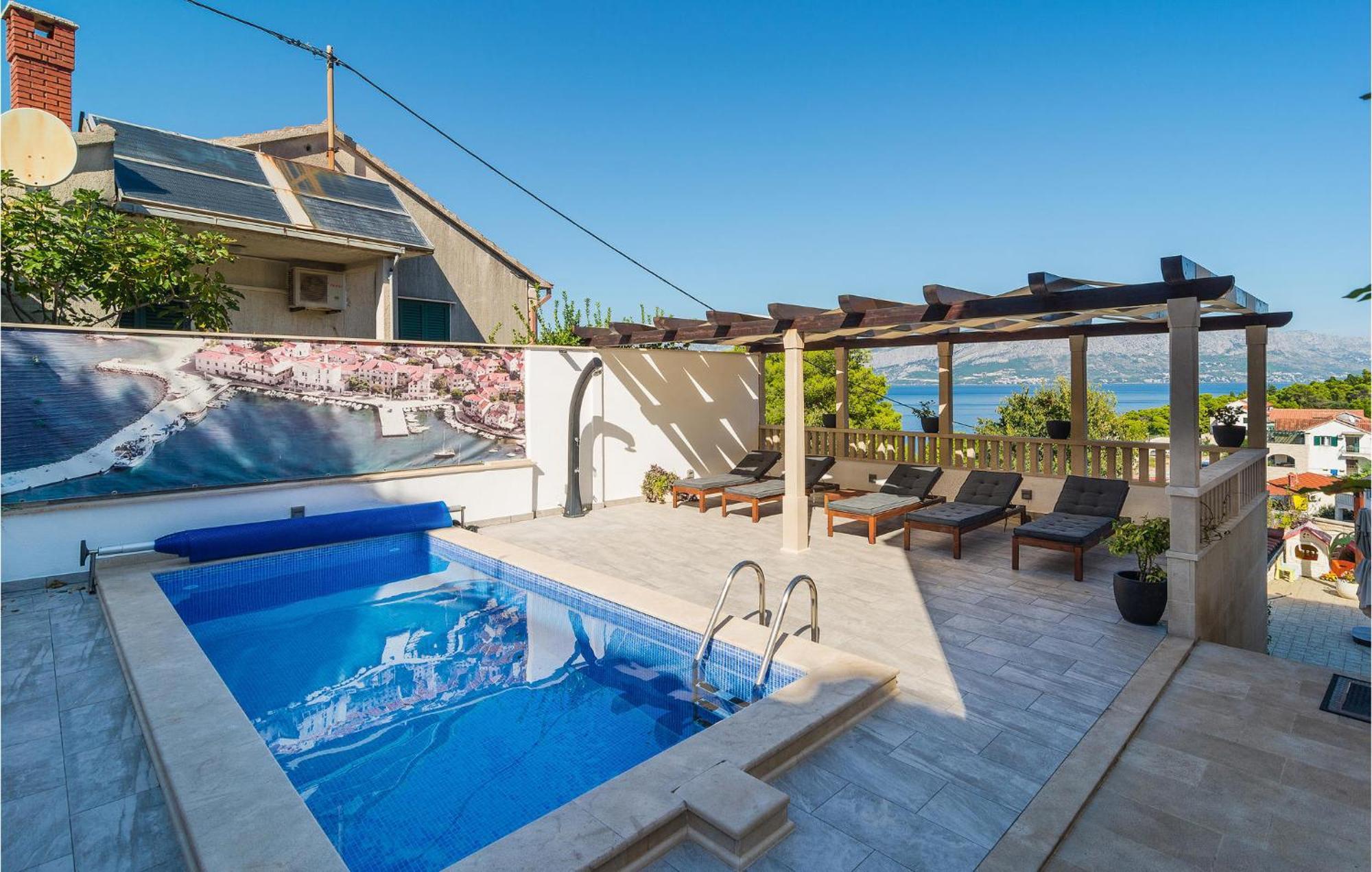 Nice Home In Postira With Outdoor Swimming Pool Eksteriør billede